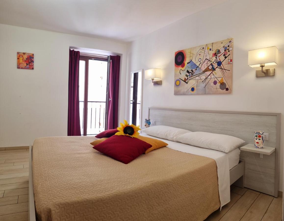Porta Terra Apartment Чефалу Екстер'єр фото